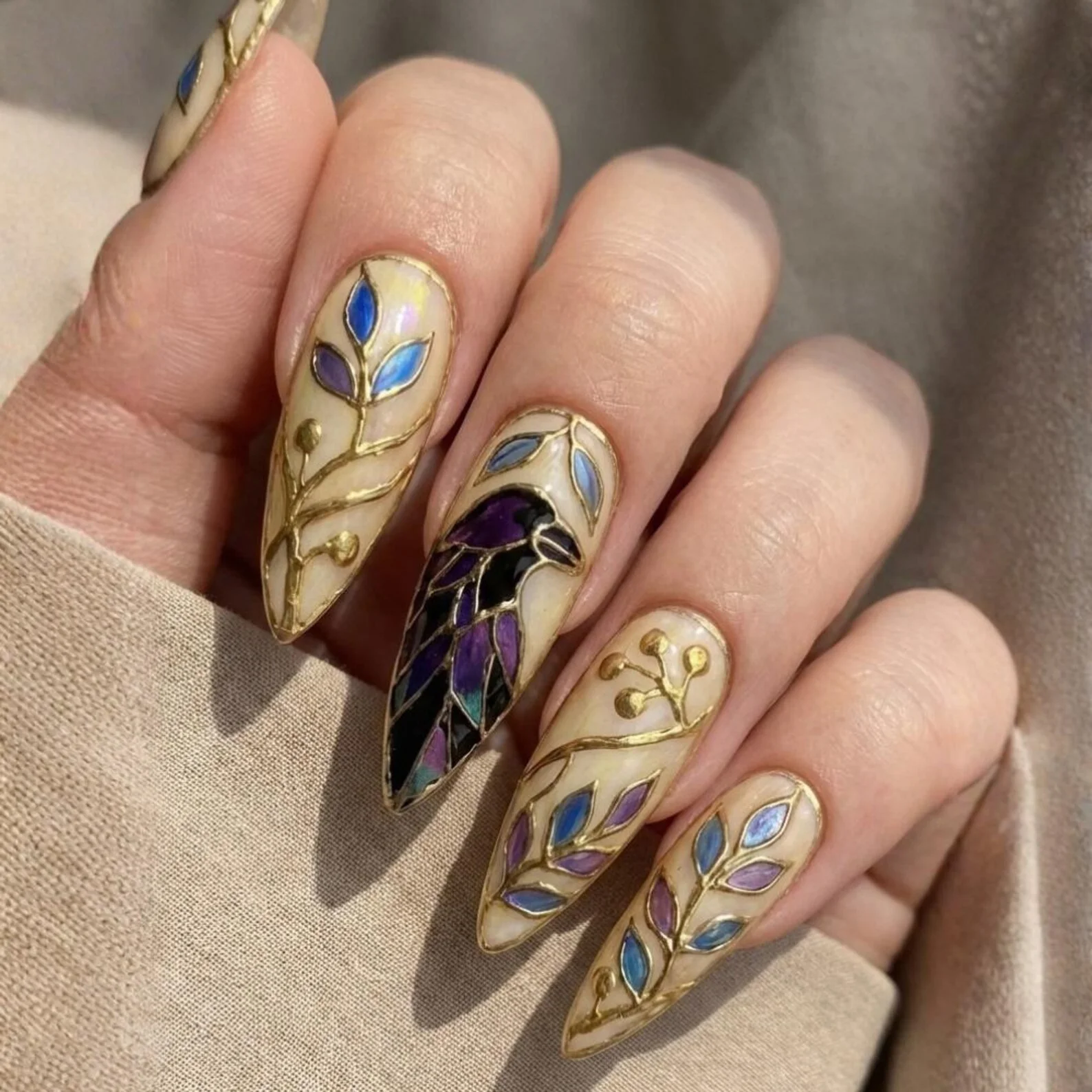 gold leaf nail art, gothic nail art, press on nails, custom press on nails, fake nails, Nails Art, stained glass nails, gold press on nails, 3d press on nails, luxury press on nails, handmade press on nails