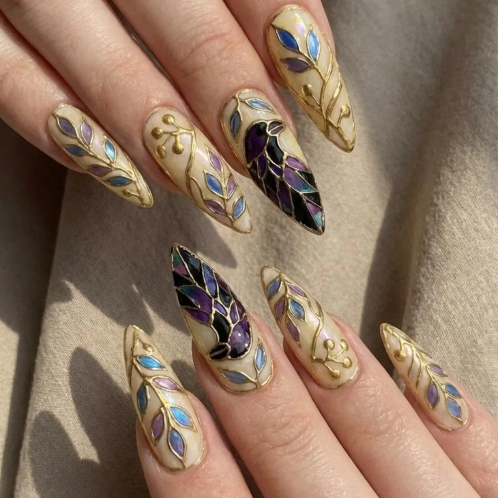 raven nail design, stained glass manicure, press on nails, custom press on nails, fake nails, Nails Art, stained glass nails, gold press on nails, 3d press on nails, luxury press on nails, handmade press on nails