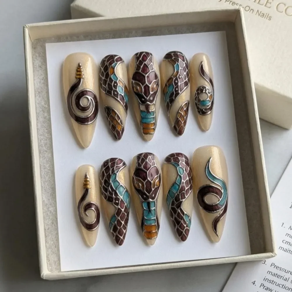 press on nails, custom press on nails, fake nails, Nails Art, stained glass nails, gold press on nails, 3d press on nails, luxury press on nails, handmade press on nails