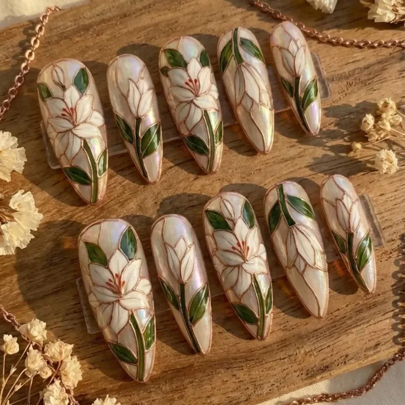 stained glass nails, white lily nails, press on nails, custom press on nails, fake nails, Nails Art, gold press on nails, 3d press on nails, luxury press on nails, handmade press on nails
