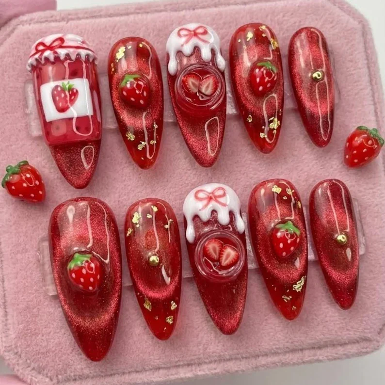 handmade nail art, press on nails, custom press on nails, fake nails, Nails Art, stained glass nails, gold press on nails, 3d press on nails, luxury press on nails, handmade press on nails