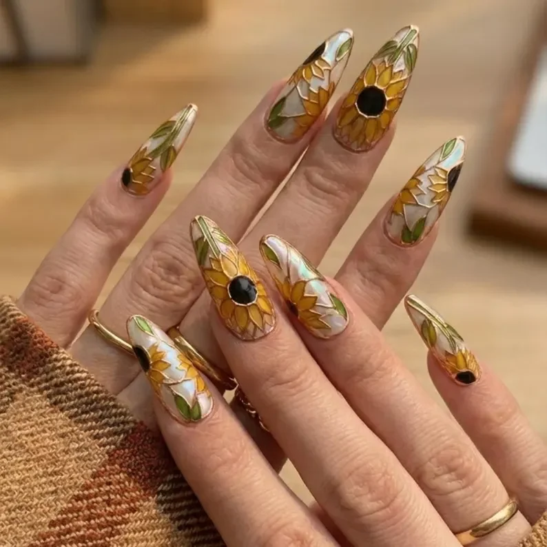 stained glass nails, iridescent nails, press on nails, custom press on nails, fake nails, Nails Art, gold press on nails, 3d press on nails, luxury press on nails, handmade press on nails