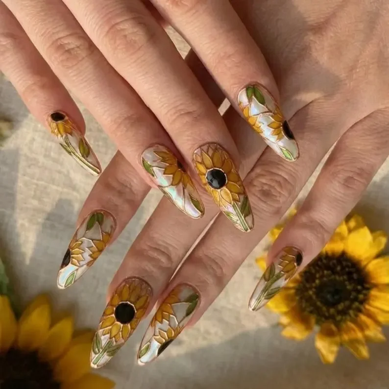 summer manicure, summer boho nails, press on nails, custom press on nails, fake nails, Nails Art, stained glass nails, gold press on nails, 3d press on nails, luxury press on nails, handmade press on nails