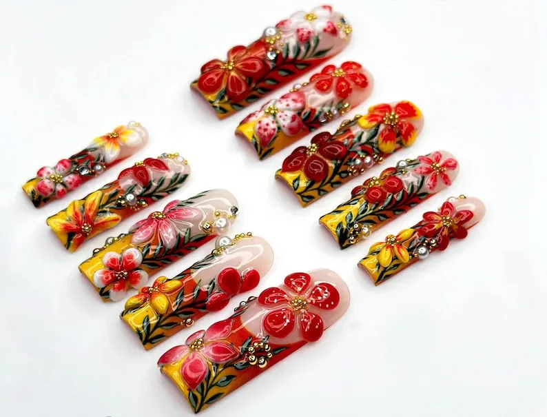 press on nails, custom press on nails, fake nails, Nails Art, stained glass nails, gold press on nails, 3d press on nails, luxury press on nails, handmade press on nails
