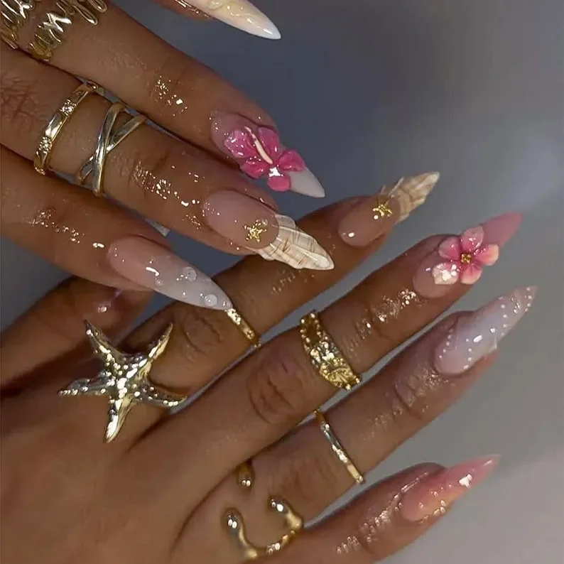 press on nails, custom press on nails, fake nails, Nails Art, stained glass nails, gold press on nails, 3d press on nails, luxury press on nails, handmade press on nails