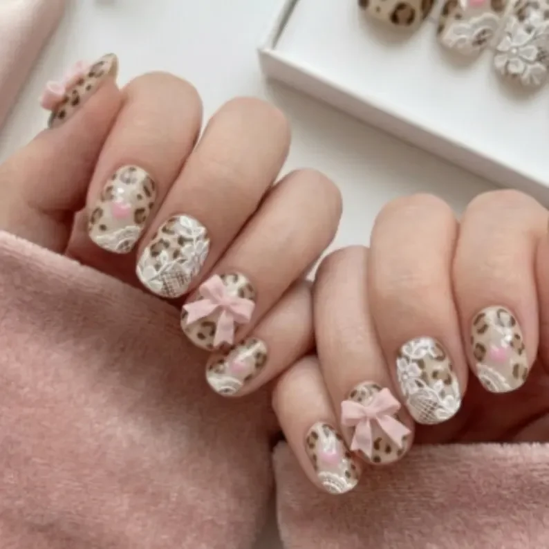 press on nails, custom press on nails, fake nails, Nails Art, stained glass nails, gold press on nails, 3d press on nails, luxury press on nails, handmade press on nails