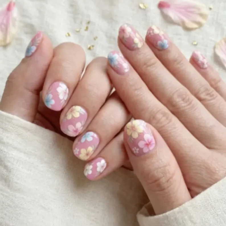 tropical nail art, hibiscus nail design, press on nails, custom press on nails, fake nails, Nails Art, stained glass nails, gold press on nails, 3d press on nails, luxury press on nails, handmade press on nails