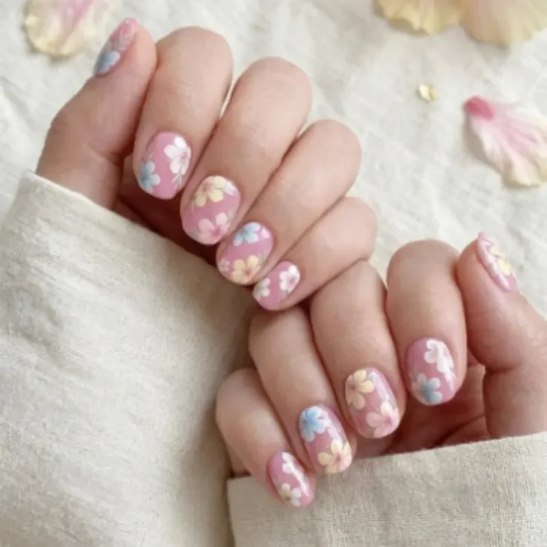 short press ons, floral nail art, press on nails, custom press on nails, fake nails, Nails Art, stained glass nails, gold press on nails, 3d press on nails, luxury press on nails, handmade press on nails