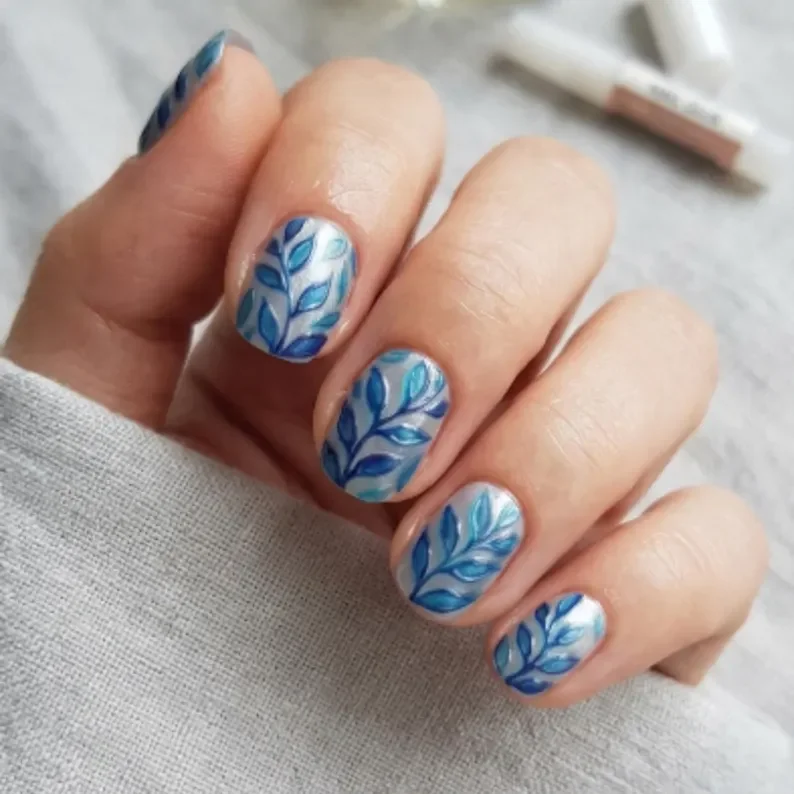 hand painted nail art, cobalt blue leaf, press on nails, custom press on nails, fake nails, Nails Art, stained glass nails, gold press on nails, 3d press on nails, luxury press on nails, handmade press on nails