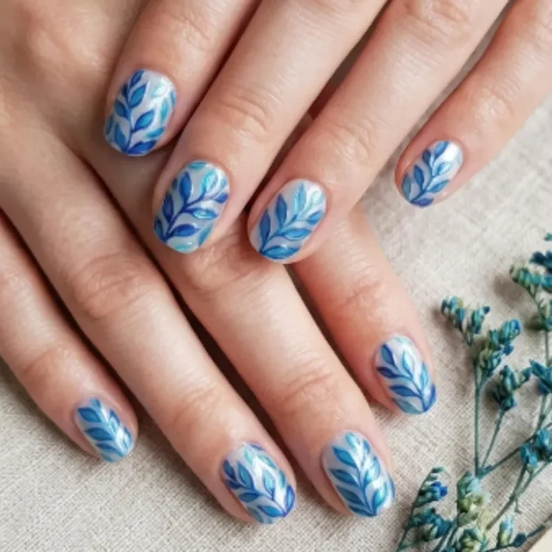 cobalt blue nails, short cobalt nails, press on nails, custom press on nails, fake nails, Nails Art, stained glass nails, gold press on nails, 3d press on nails, luxury press on nails, handmade press on nails