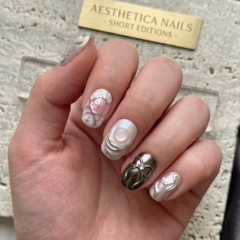heart nail art, super short nails, press on nails, custom press on nails, fake nails, Nails Art, stained glass nails, gold press on nails, 3d press on nails, luxury press on nails, handmade press on nails