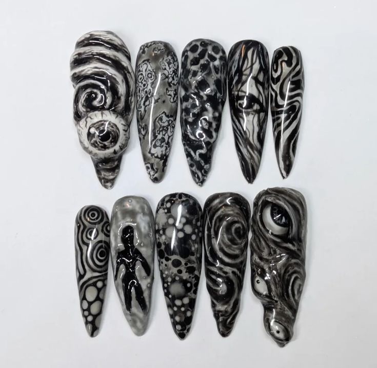 press on nails, custom press on nails, fake nails, Nails Art, stained glass nails, gold press on nails, 3d press on nails, luxury press on nails, handmade press on nails