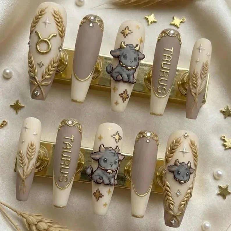 press on nails, custom press on nails, fake nails, Nails Art, stained glass nails, gold press on nails, 3d press on nails, luxury press on nails, handmade press on nails