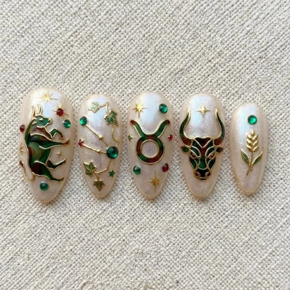 press on nails, custom press on nails, fake nails, Nails Art, stained glass nails, gold press on nails, 3d press on nails, luxury press on nails, handmade press on nails