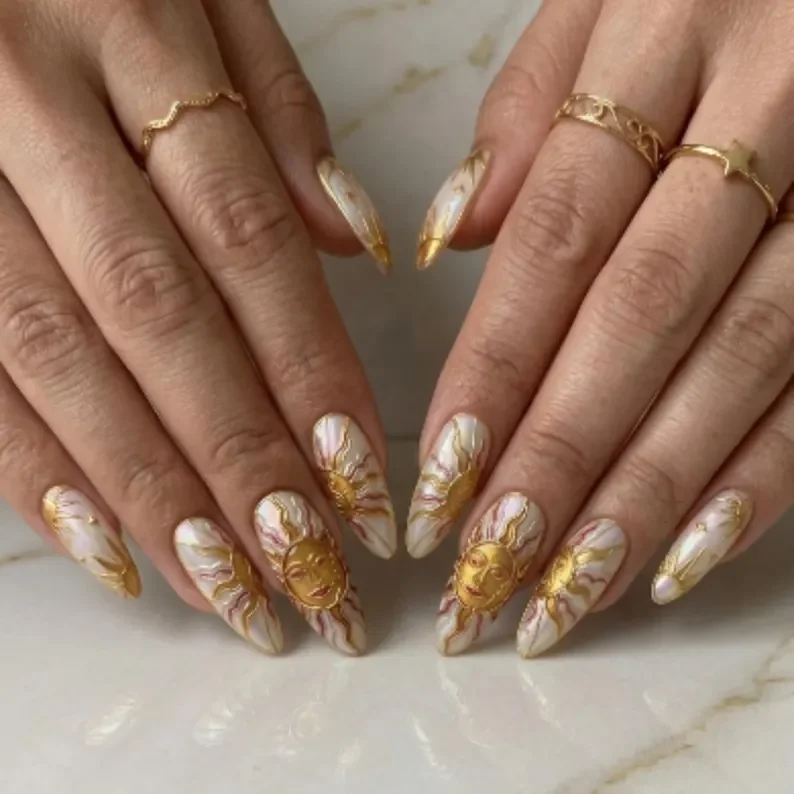press on nails, gold foil nails, custom press on nails, fake nails, Nails Art, stained glass nails, gold press on nails, 3d press on nails, luxury press on nails, handmade press on nails