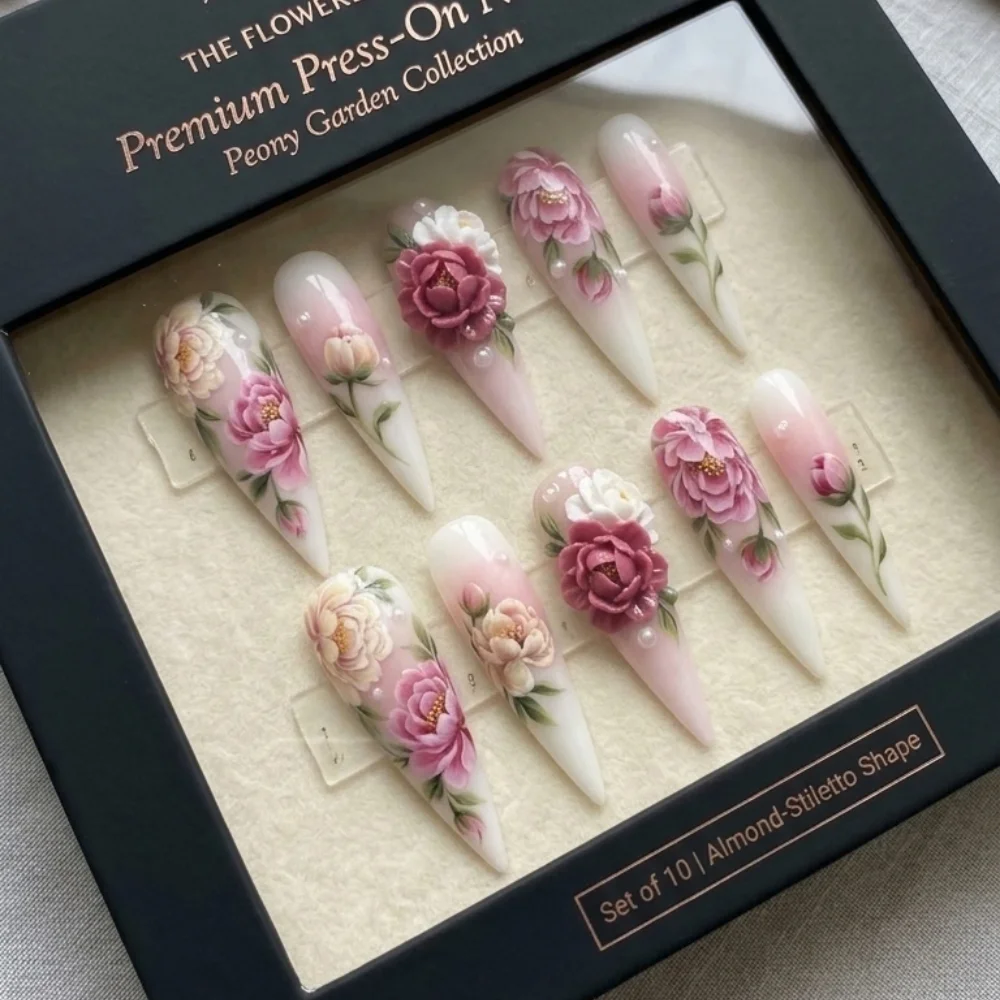 press on nails, custom press on nails, fake nails, Nails Art, stained glass nails, gold press on nails, 3d press on nails, luxury press on nails, handmade press on nails