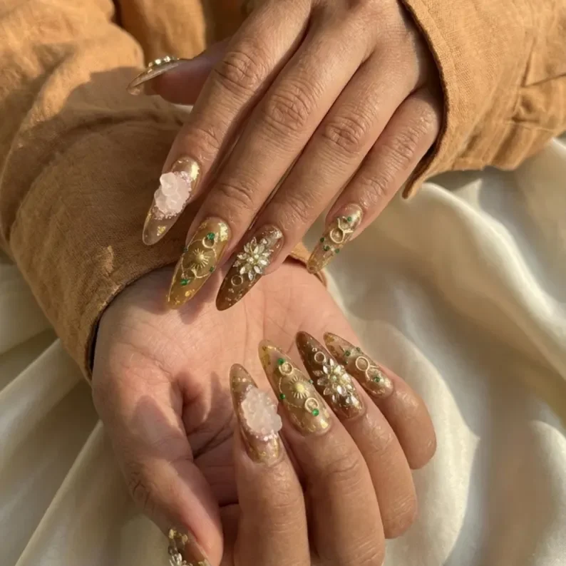 press on nails, custom press on nails, fake nails, Nails Art, stained glass nails, gold press on nails, 3d press on nails, luxury press on nails, handmade press on nails