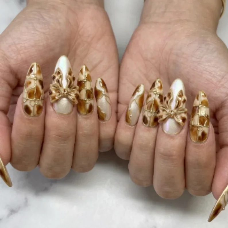 press on nails, custom press on nails, fake nails, Nails Art, stained glass nails, gold press on nails, 3d press on nails, luxury press on nails, handmade press on nails