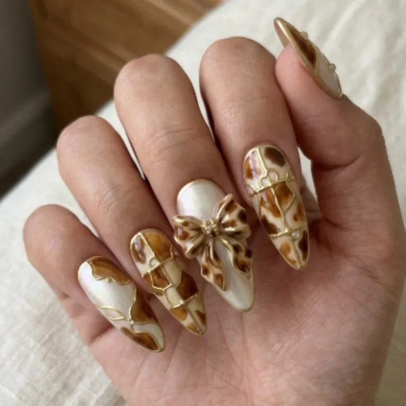 press on nails, custom press on nails, fake nails, Nails Art, stained glass nails, gold press on nails, 3d press on nails, luxury press on nails, handmade press on nails