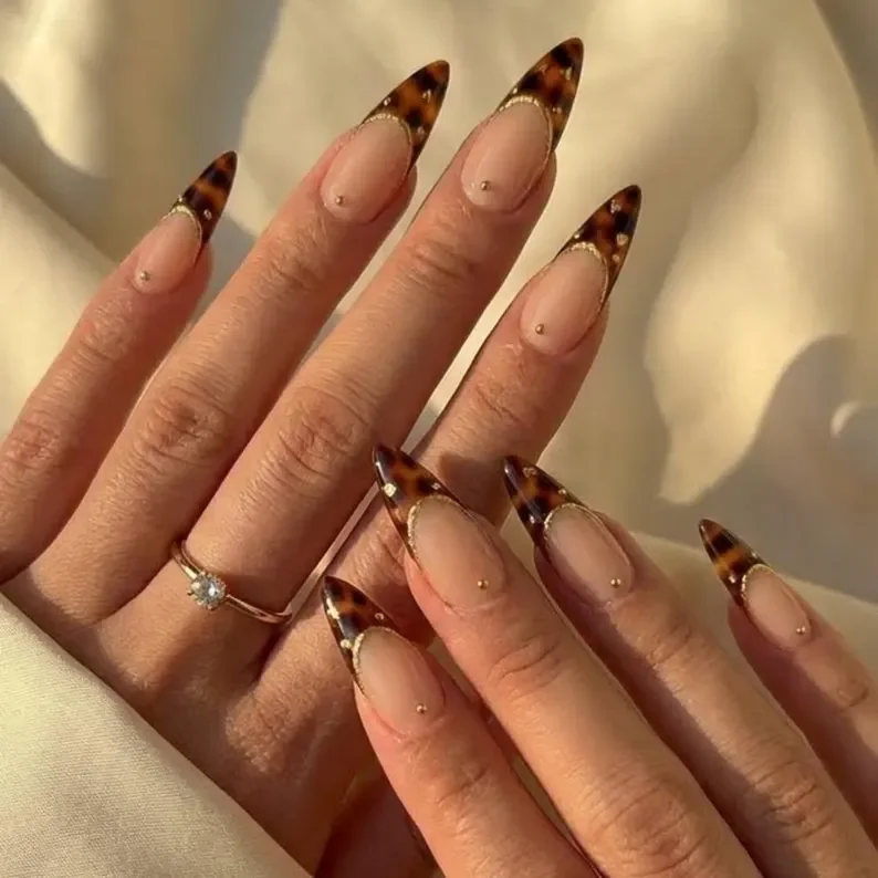 french tip manicure, tortoise shell french, press on nails, custom press on nails, fake nails, Nails Art, stained glass nails, gold press on nails, 3d press on nails, luxury press on nails, handmade press on nails