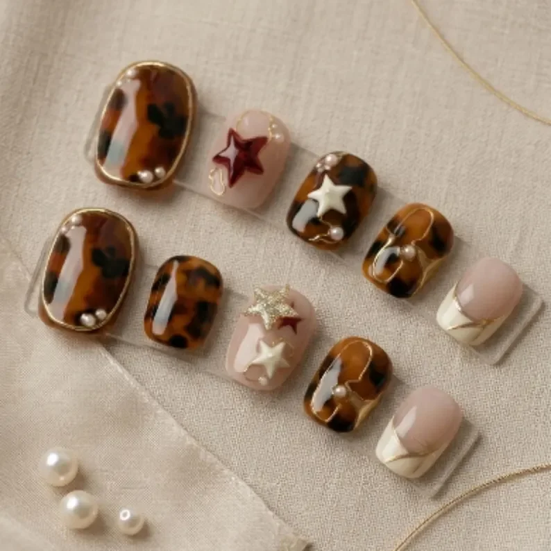press on nails, custom press on nails, fake nails, Nails Art, stained glass nails, gold press on nails, 3d press on nails, luxury press on nails, handmade press on nails