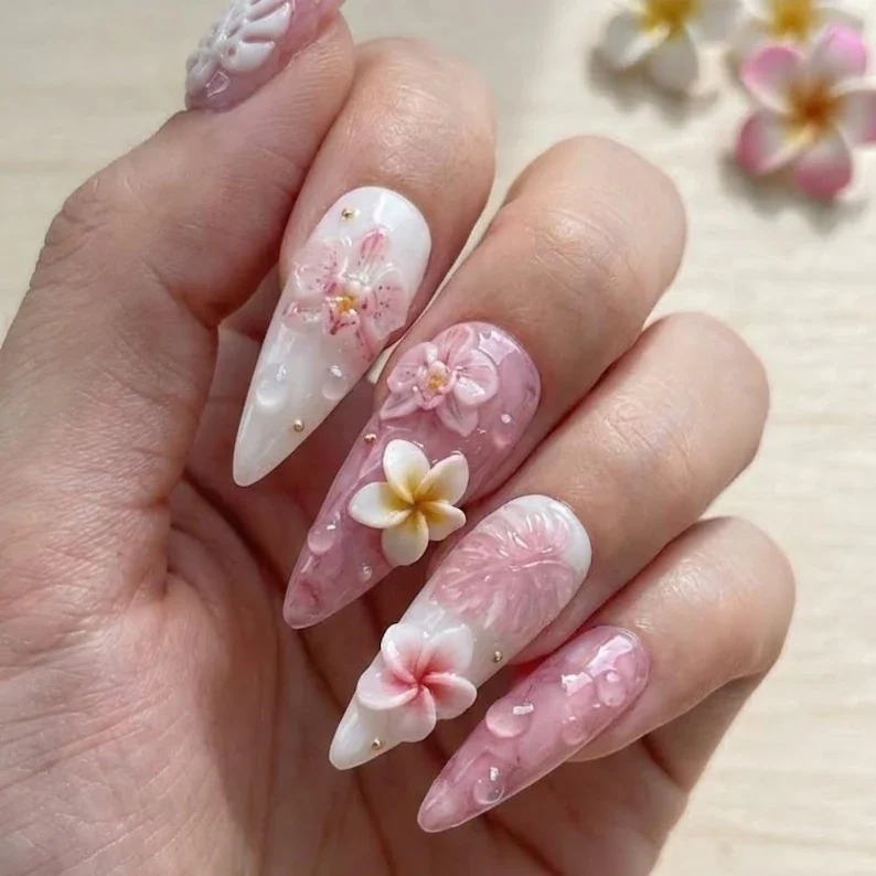 press on nails, custom press on nails, fake nails, Nails Art, stained glass nails, gold press on nails, 3d press on nails, luxury press on nails, handmade press on nails