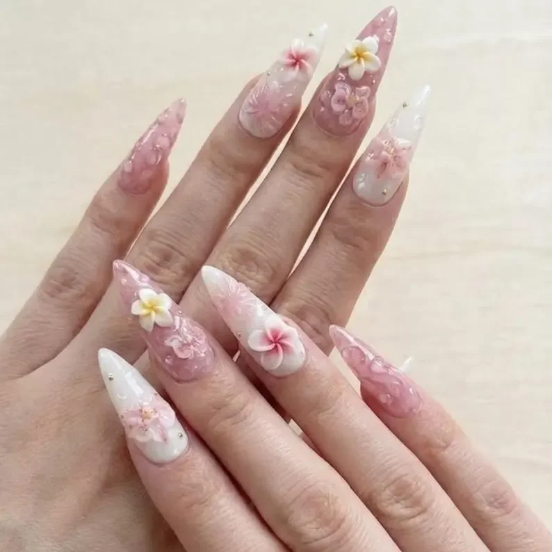 press on nails, custom press on nails, fake nails, Nails Art, stained glass nails, gold press on nails, 3d press on nails, luxury press on nails, handmade press on nails