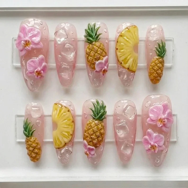 press on nails, custom press on nails, fake nails, Nails Art, stained glass nails, gold press on nails, 3d press on nails, luxury press on nails, handmade press on nails