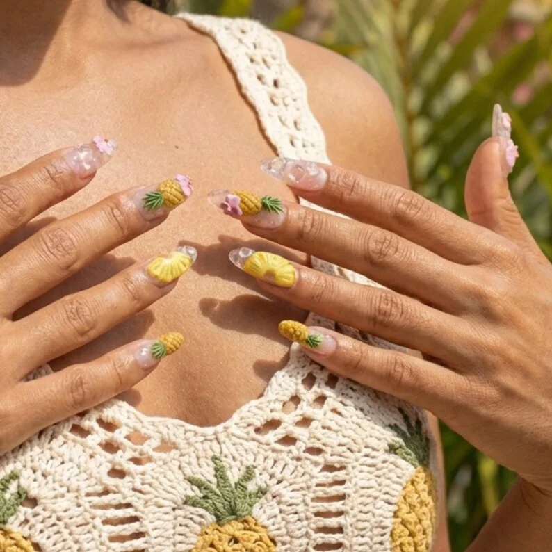 press on nails, custom press on nails, fake nails, Nails Art, stained glass nails, gold press on nails, 3d press on nails, luxury press on nails, handmade press on nails