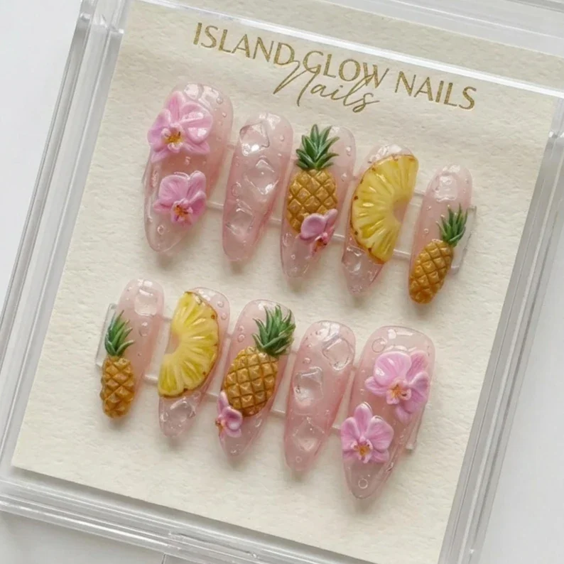 press on nails, custom press on nails, fake nails, Nails Art, stained glass nails, gold press on nails, 3d press on nails, luxury press on nails, handmade press on nails