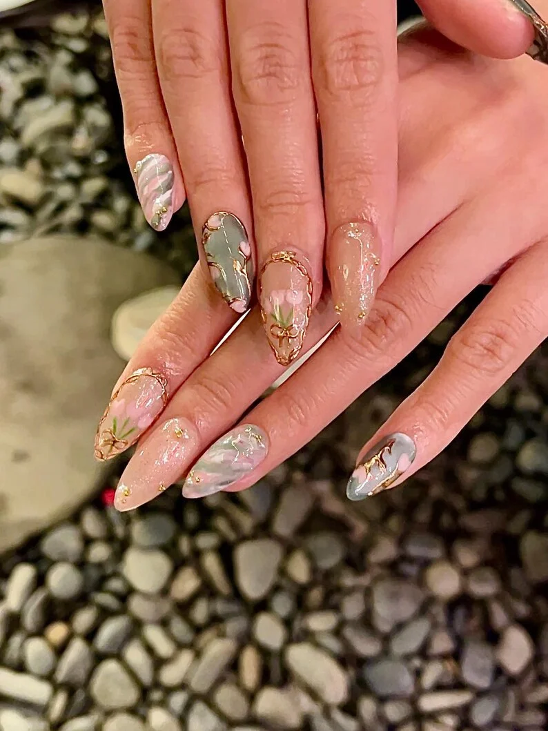 press on nails, custom press on nails, fake nails, Nails Art, stained glass nails, gold press on nails, 3d press on nails, luxury press on nails, handmade press on nails