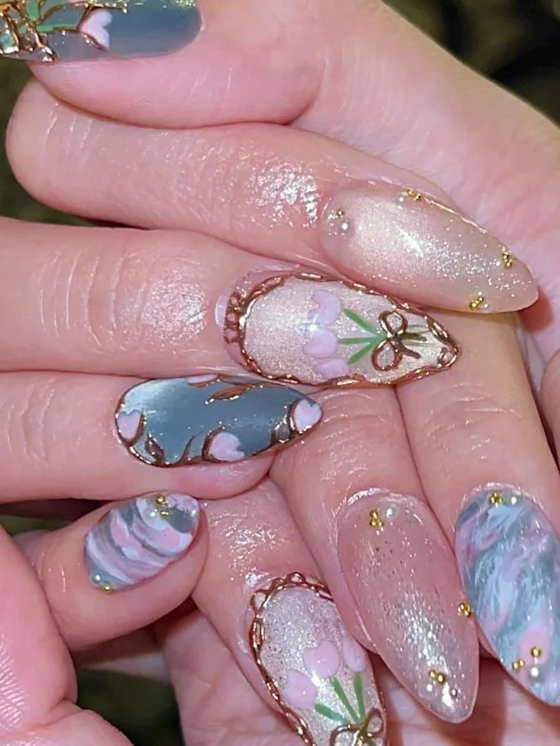 press on nails, custom press on nails, fake nails, Nails Art, stained glass nails, gold press on nails, 3d press on nails, luxury press on nails, handmade press on nails