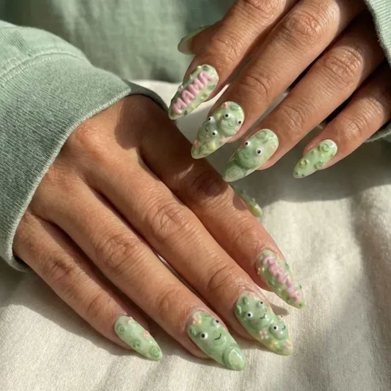 Kawaii Nail Art, Hand Painted Nails, press on nails, custom press on nails, fake nails, Nails Art, stained glass nails, gold press on nails, 3d press on nails, luxury press on nails, handmade press on nails