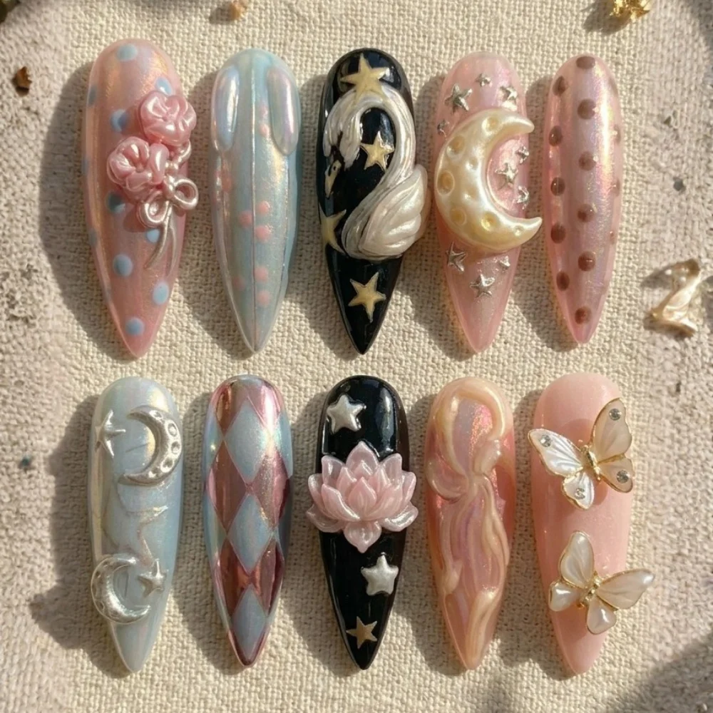 moon and stars, coquette nails, press on nails, custom press on nails, fake nails, Nails Art, stained glass nails, gold press on nails, 3d press on nails, luxury press on nails, handmade press on nails