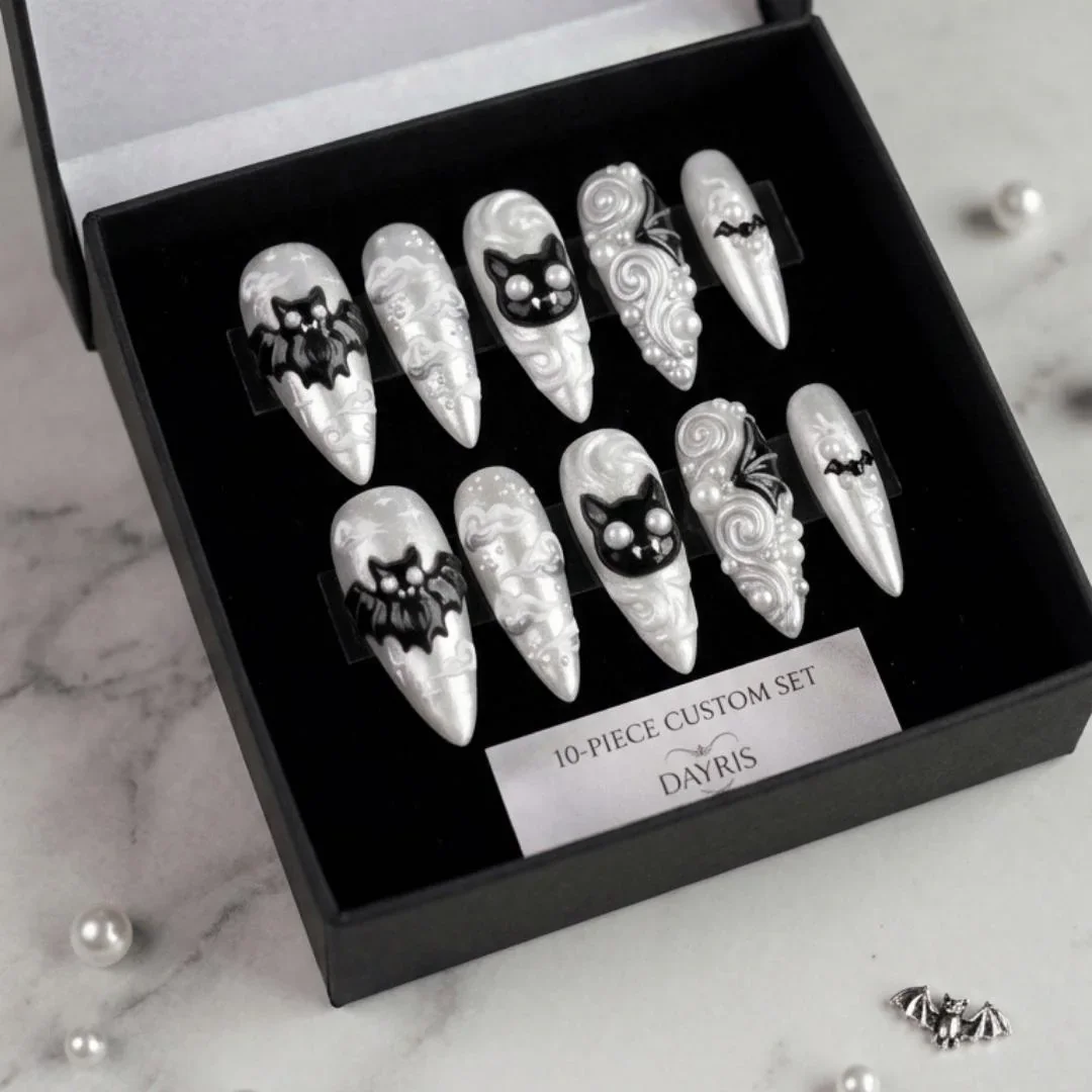 press on nails, custom press on nails, fake nails, Nails Art, stained glass nails, gold press on nails, 3d press on nails, luxury press on nails, handmade press on nails