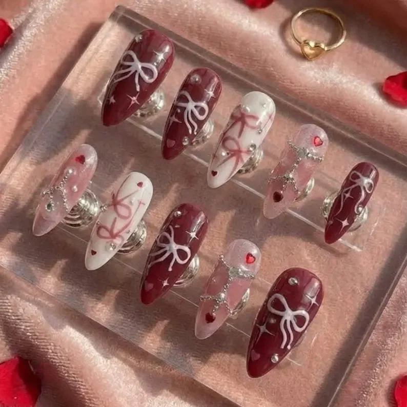 romantic nail design, bow accent nails, press on nails, custom press on nails, fake nails, Nails Art, stained glass nails, gold press on nails, 3d press on nails, luxury press on nails, handmade press on nails