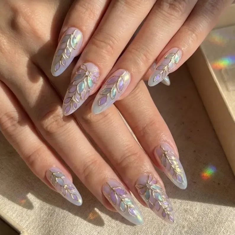 iridescent lavender, garden floral nails, press on nails, custom press on nails, fake nails, Nails Art, stained glass nails, gold press on nails, 3d press on nails, luxury press on nails, handmade press on nails