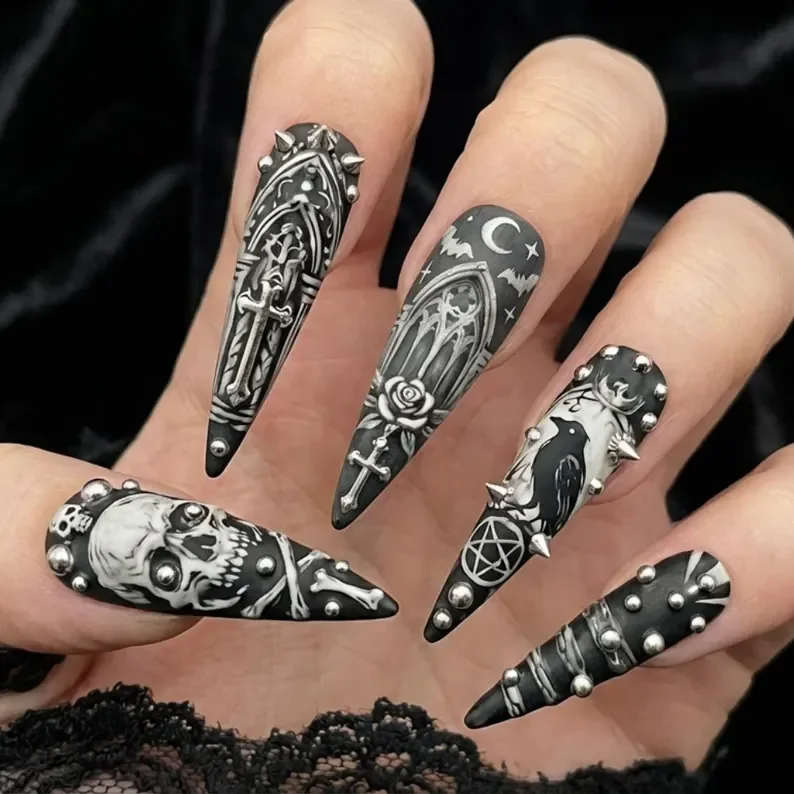 press on nails, custom press on nails, fake nails, Nails Art, stained glass nails, gold press on nails, 3d press on nails, luxury press on nails, handmade press on nails