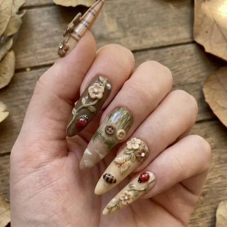 garden themed nails, fairy garden nails, press on nails, custom press on nails, fake nails, Nails Art, stained glass nails, gold press on nails, 3d press on nails, luxury press on nails, handmade press on nails