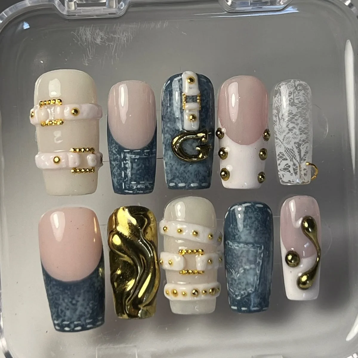 press on nails, custom press on nails, fake nails, Nails Art, stained glass nails, gold press on nails, 3d press on nails, luxury press on nails, handmade press on nails