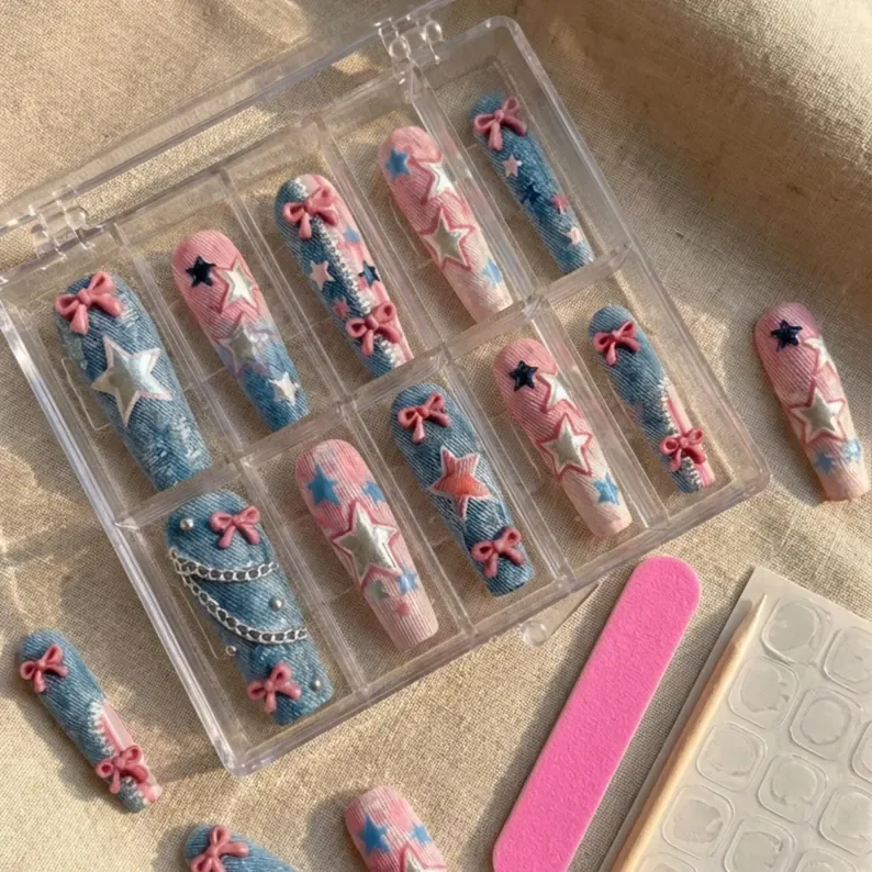 press on nails, custom press on nails, fake nails, Nails Art, stained glass nails, gold press on nails, 3d press on nails, luxury press on nails, handmade press on nails