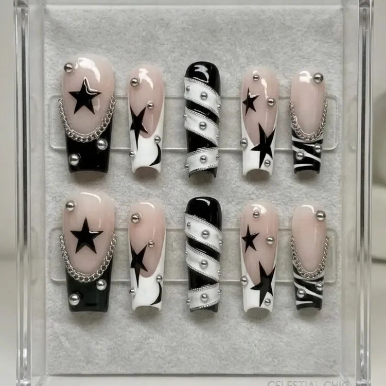press on nails, custom press on nails, fake nails, Nails Art, stained glass nails, gold press on nails, 3d press on nails, luxury press on nails, handmade press on nails