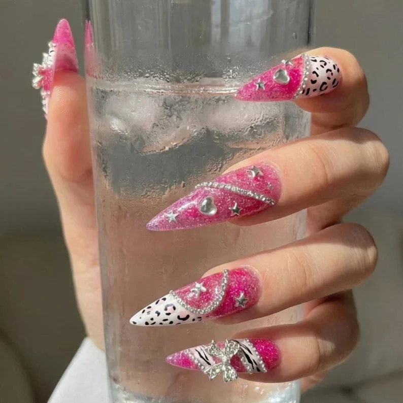 press on nails, custom press on nails, fake nails, Nails Art, stained glass nails, gold press on nails, 3d press on nails, luxury press on nails, handmade press on nails