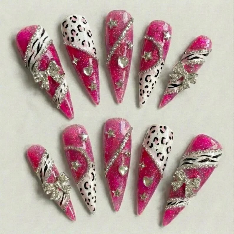 press on nails, custom press on nails, fake nails, Nails Art, stained glass nails, gold press on nails, 3d press on nails, luxury press on nails, handmade press on nails