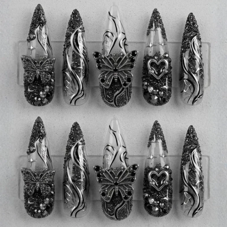 press on nails, custom press on nails, fake nails, Nails Art, stained glass nails, gold press on nails, 3d press on nails, luxury press on nails, handmade press on nails