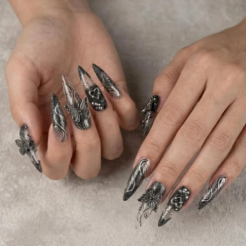 press on nails, custom press on nails, fake nails, Nails Art, stained glass nails, gold press on nails, 3d press on nails, luxury press on nails, handmade press on nails