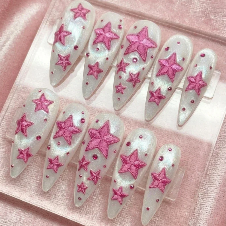 press on nails, custom press on nails, fake nails, Nails Art, stained glass nails, gold press on nails, 3d press on nails, luxury press on nails, handmade press on nails