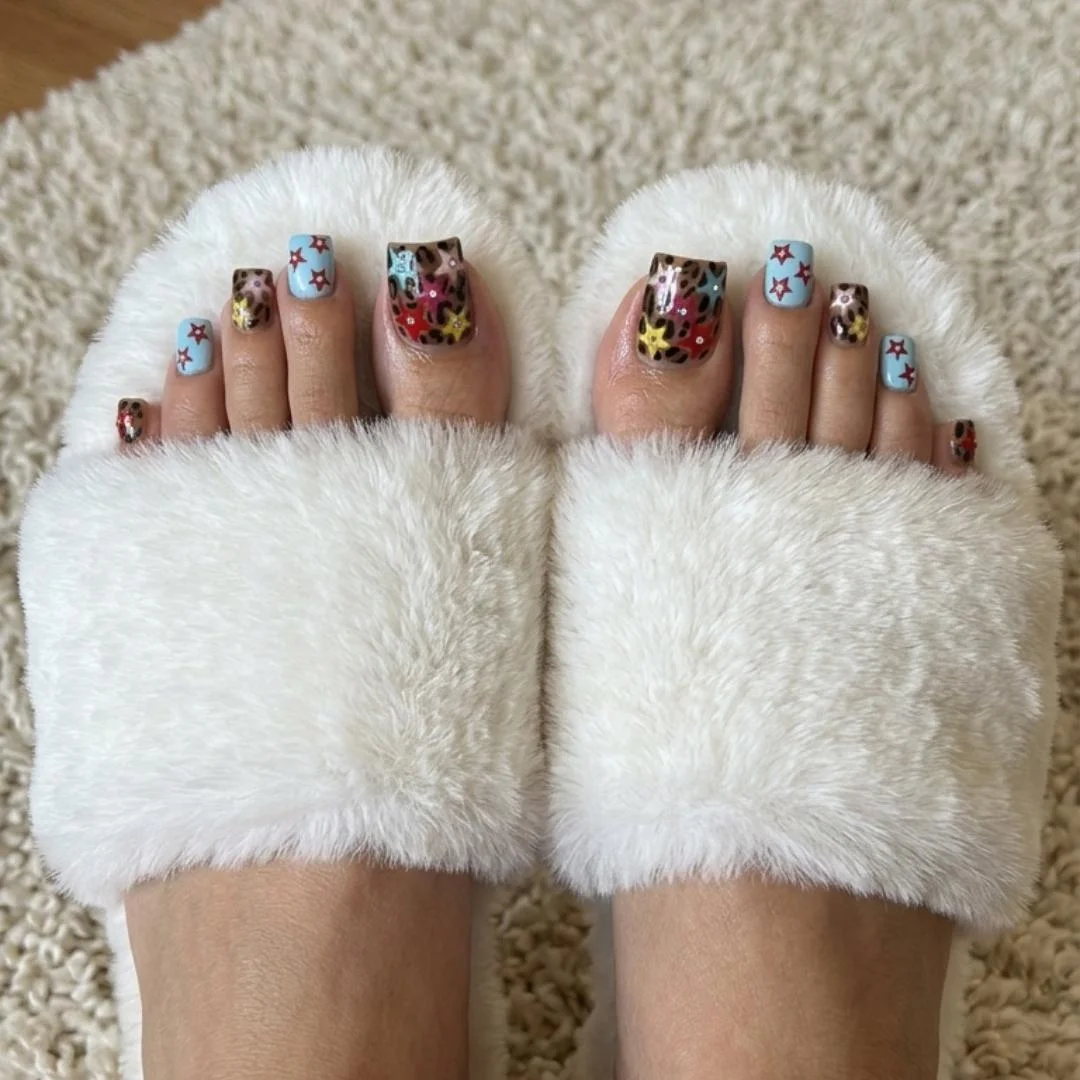 press on nails, custom press on nails, fake nails, Nails Art, stained glass nails, gold press on nails, 3d press on nails, luxury press on nails, handmade press on nails