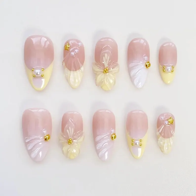 press on nails, custom press on nails, fake nails, Nails Art, stained glass nails, gold press on nails, 3d press on nails, luxury press on nails, handmade press on nails