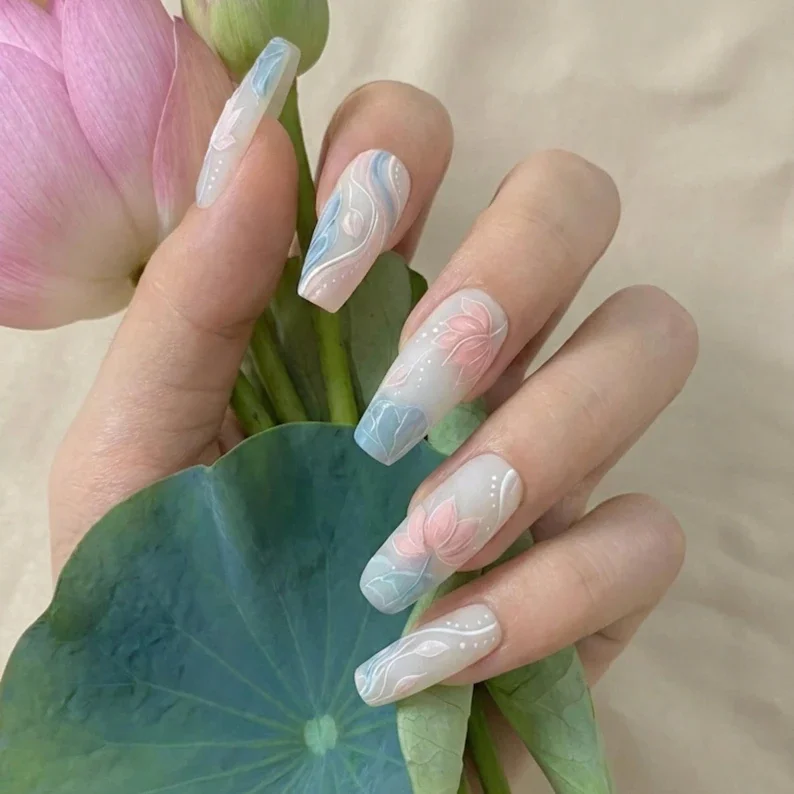 bridal art nails, press-on nails, press on nails, custom press on nails, fake nails, Nails Art, stained glass nails, gold press on nails, 3d press on nails, luxury press on nails, handmade press on nails